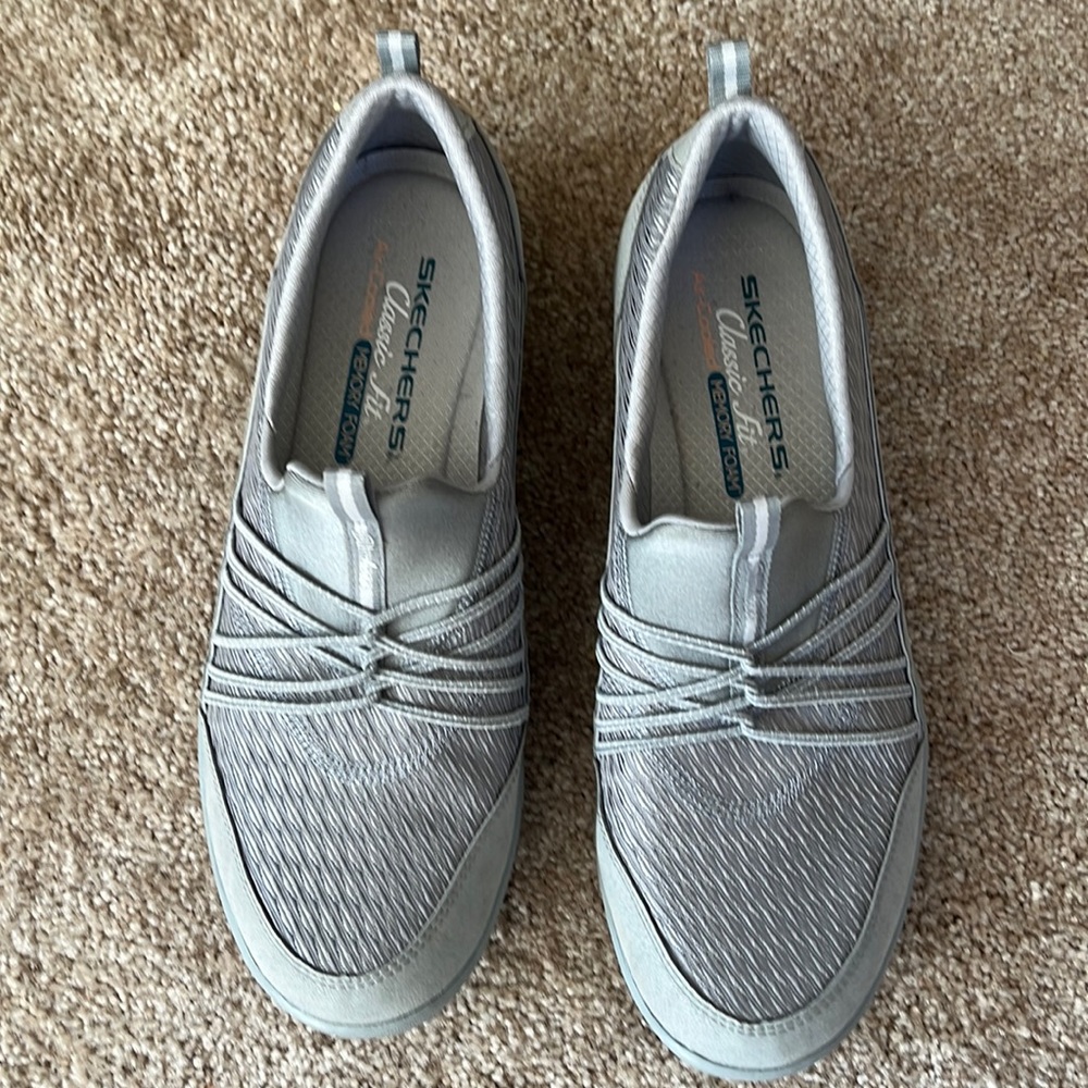 Women’s Skechers Classic Fit, Air Cooled, Memory Foam